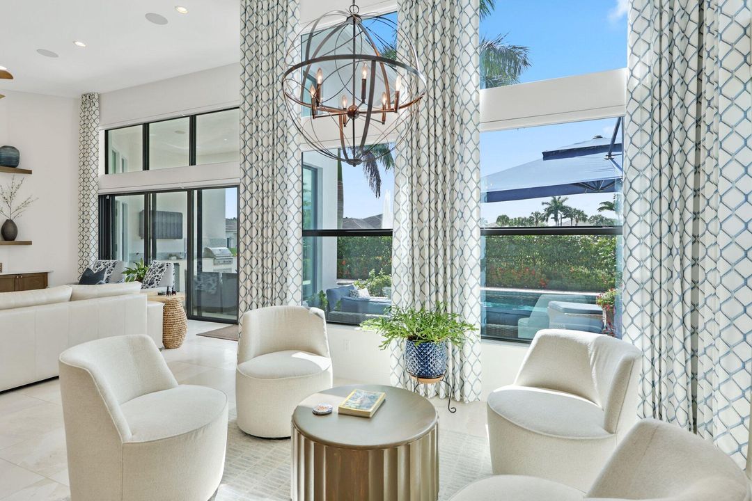 For Sale: $3,295,000 (5 beds, 5 baths, 4698 Square Feet)