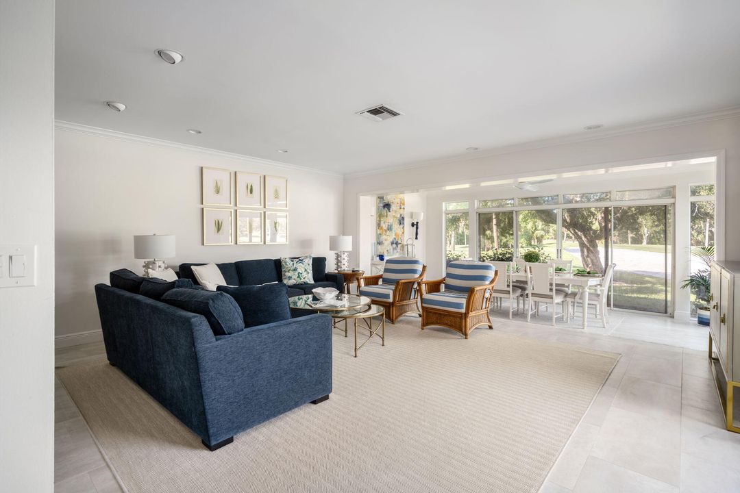 For Sale: $725,000 (3 beds, 3 baths, 1740 Square Feet)