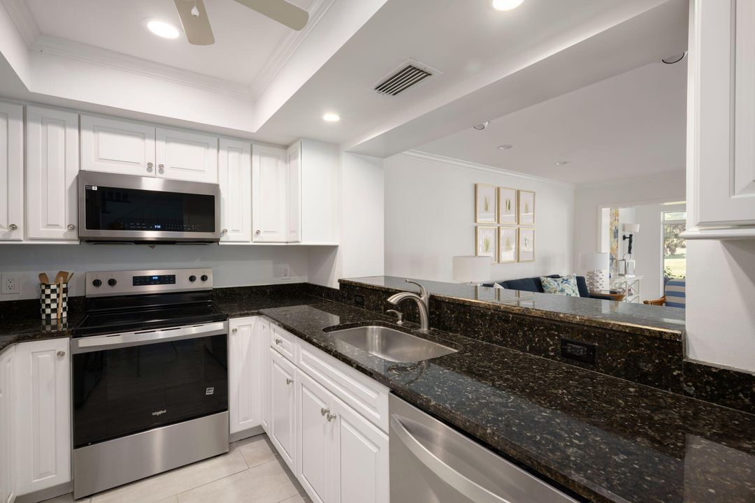 For Sale: $725,000 (3 beds, 3 baths, 1740 Square Feet)