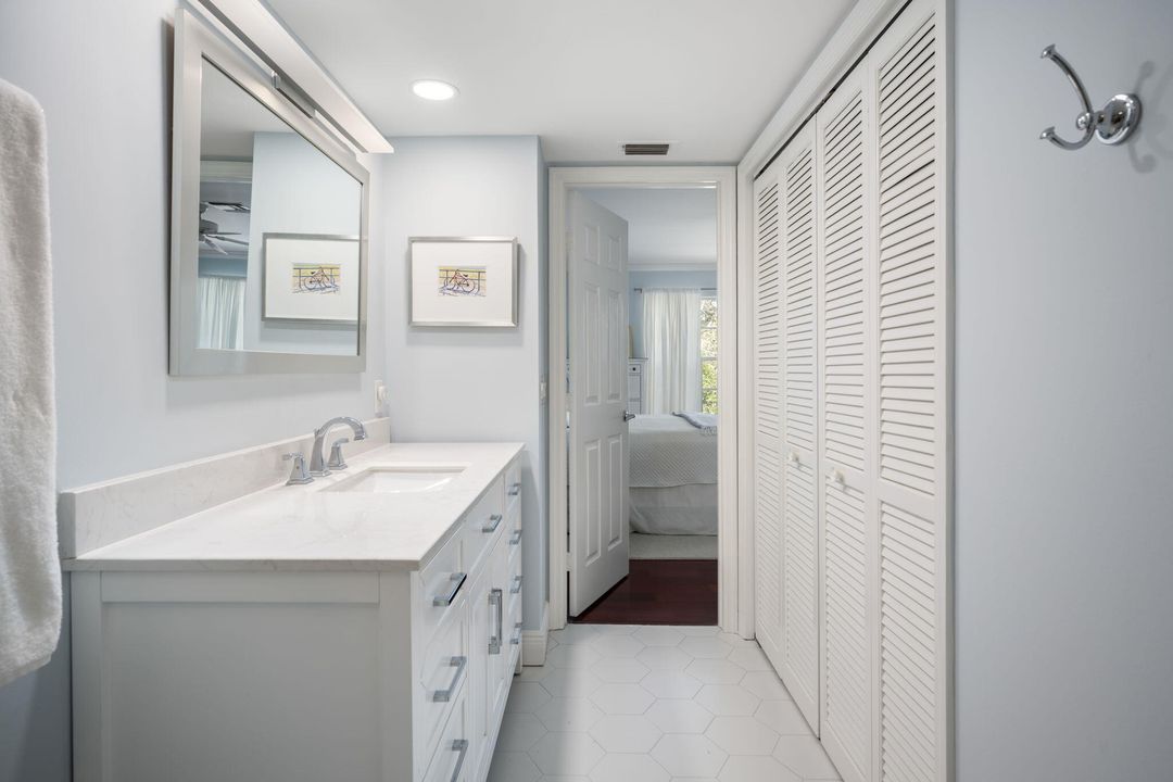 For Sale: $725,000 (3 beds, 3 baths, 1740 Square Feet)