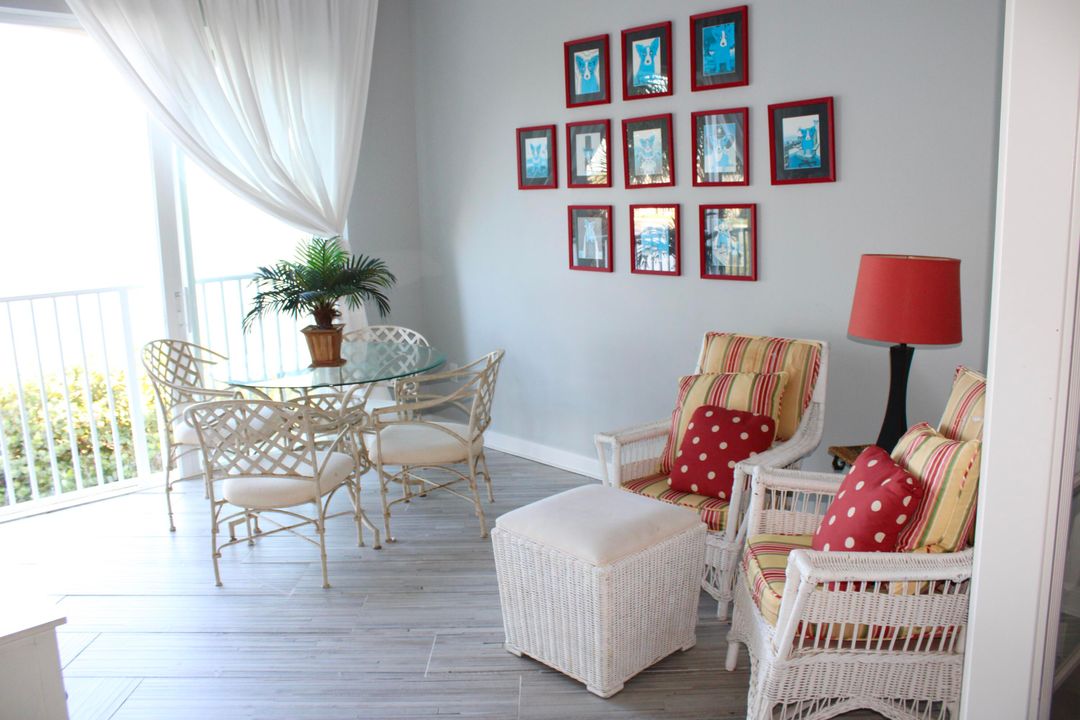 For Rent: $2,500 (2 beds, 2 baths, 1989 Square Feet)