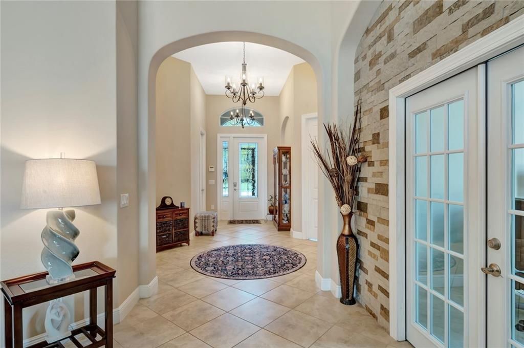 待售: $569,900 (3 贝兹, 3 浴室, 2649 平方英尺)