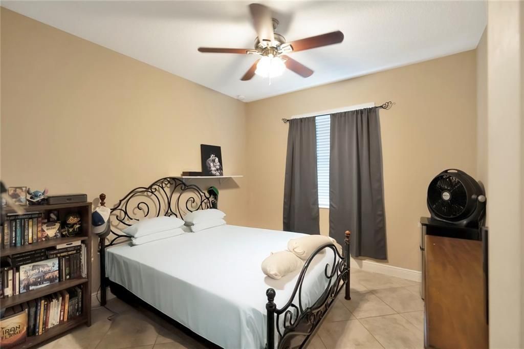 待售: $569,900 (3 贝兹, 3 浴室, 2649 平方英尺)