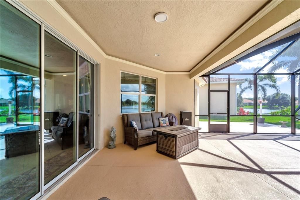 待售: $569,900 (3 贝兹, 3 浴室, 2649 平方英尺)