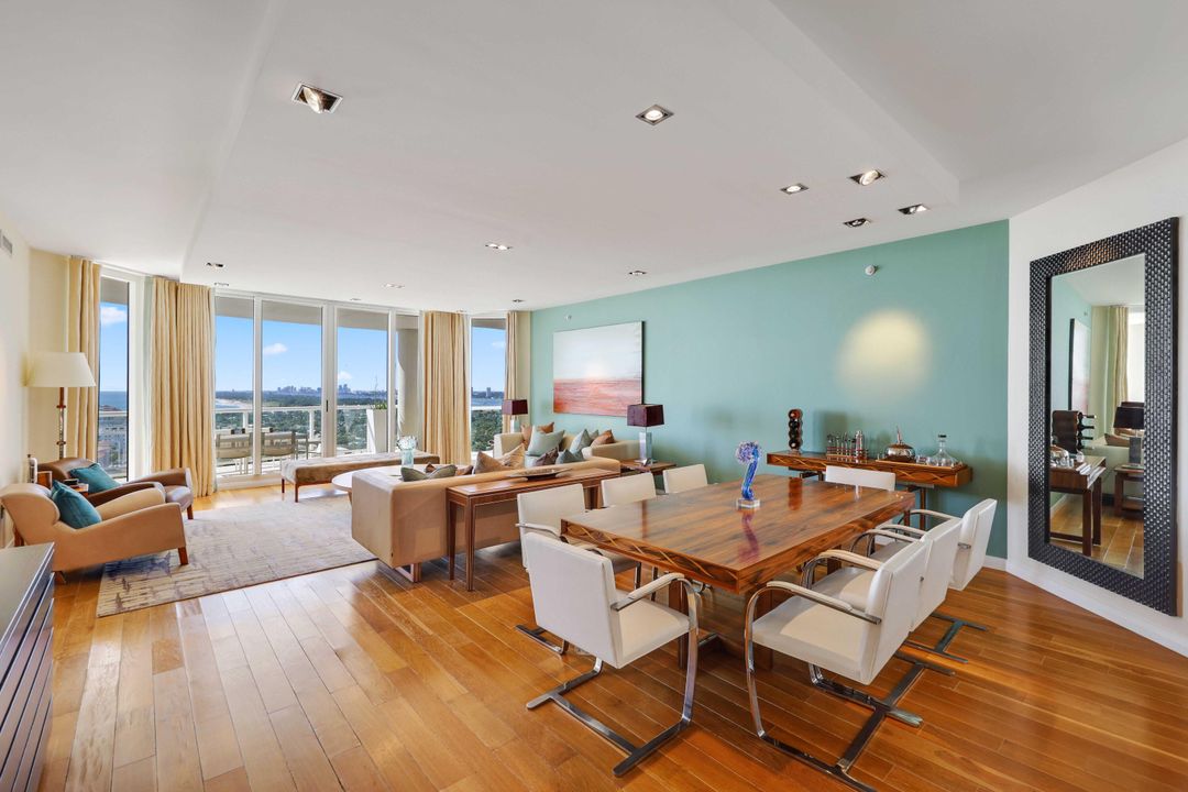 En Venta: $3,995,000 (3 camas, 3 baños, 3605 Pies cuadrados)