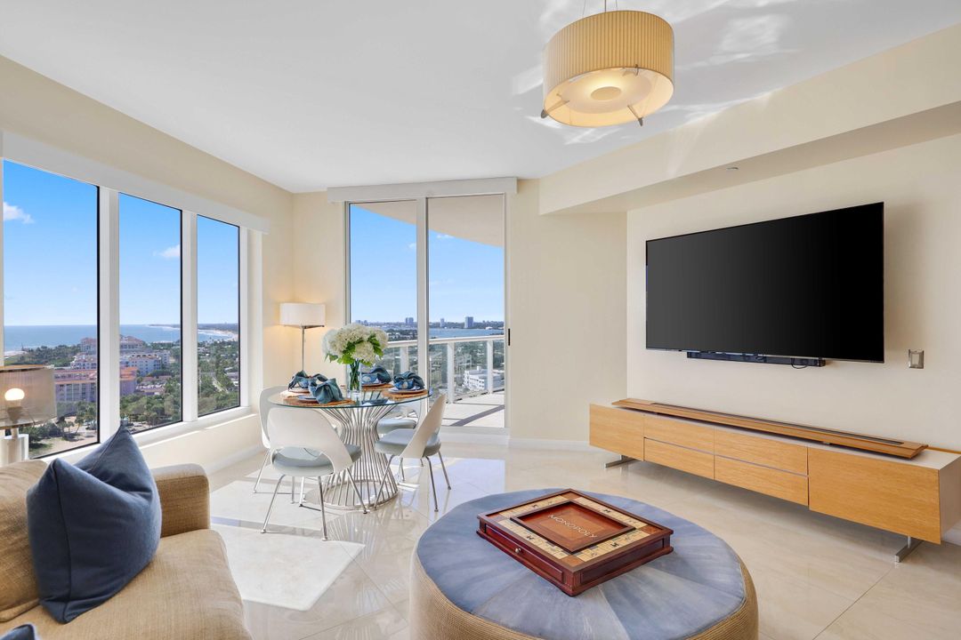 En Venta: $3,995,000 (3 camas, 3 baños, 3605 Pies cuadrados)