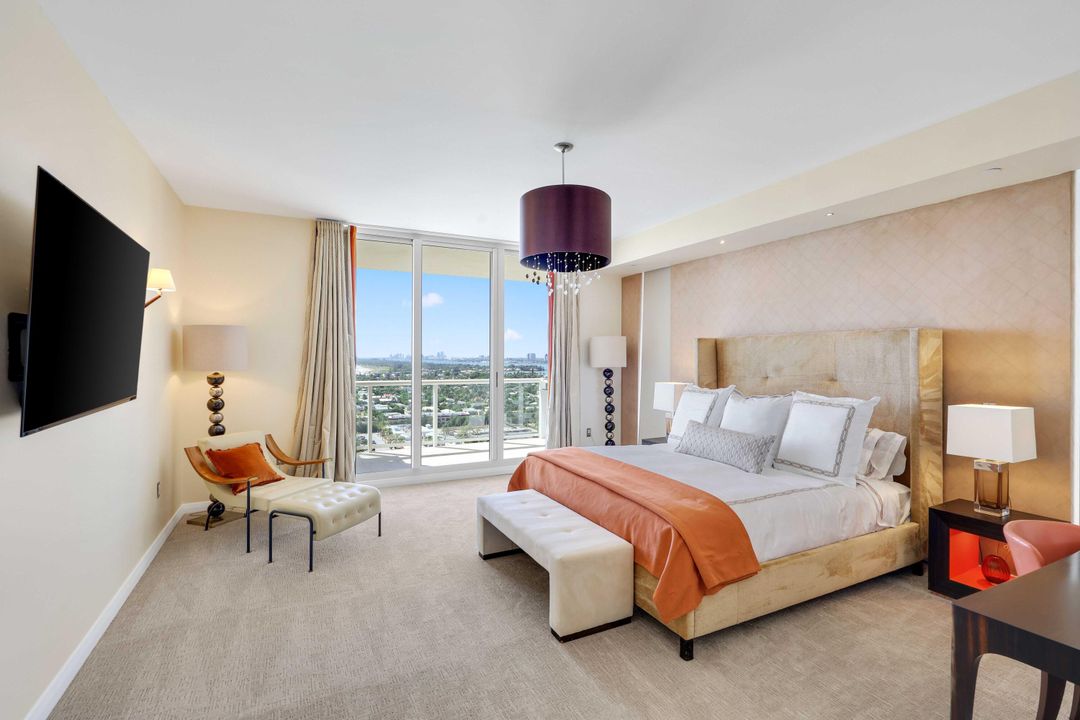 En Venta: $3,995,000 (3 camas, 3 baños, 3605 Pies cuadrados)