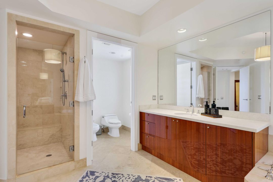 En Venta: $3,995,000 (3 camas, 3 baños, 3605 Pies cuadrados)