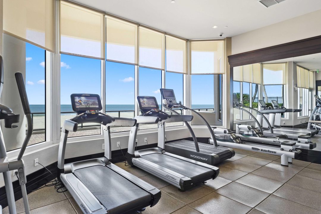 En Venta: $3,995,000 (3 camas, 3 baños, 3605 Pies cuadrados)