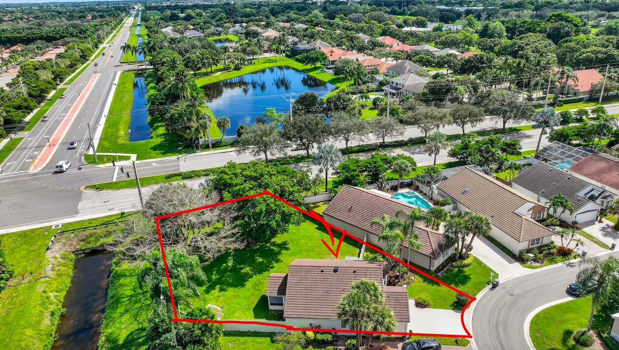 For Sale: $685,000 (3 beds, 2 baths, 1360 Square Feet)