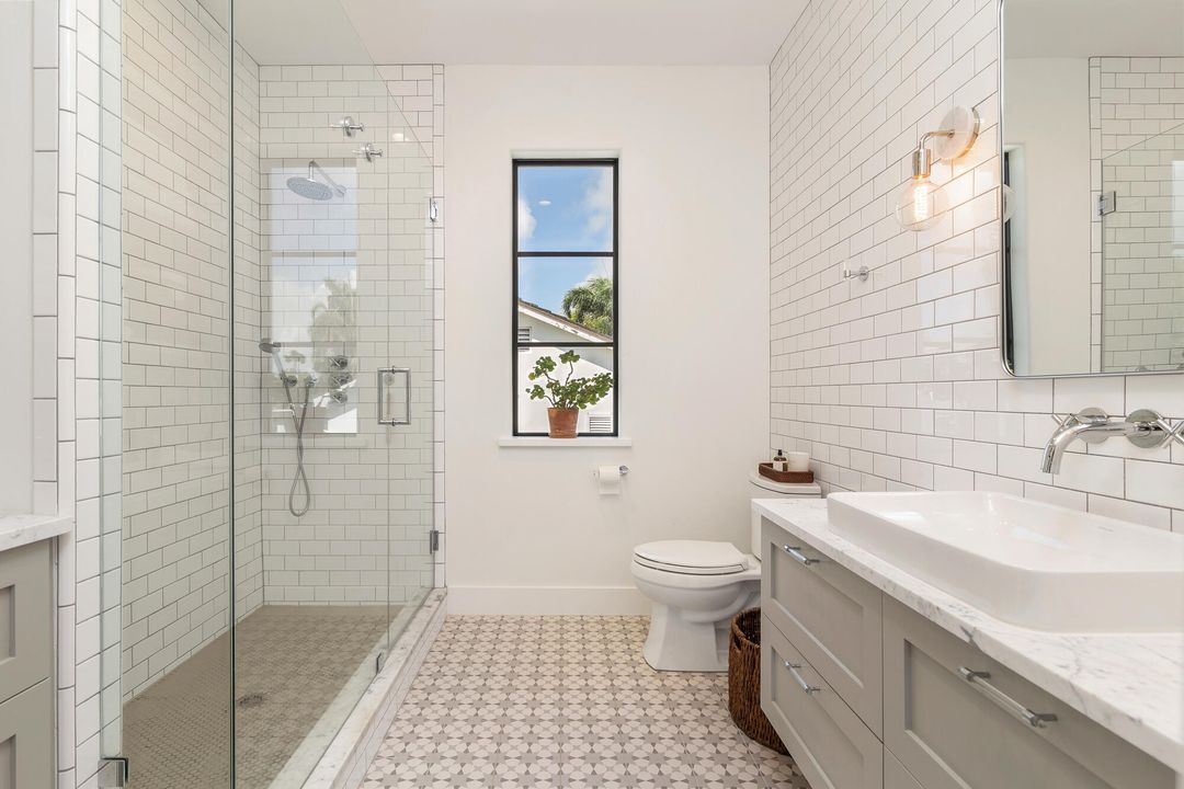 En Venta: $5,700,000 (4 camas, 3 baños, 2947 Pies cuadrados)