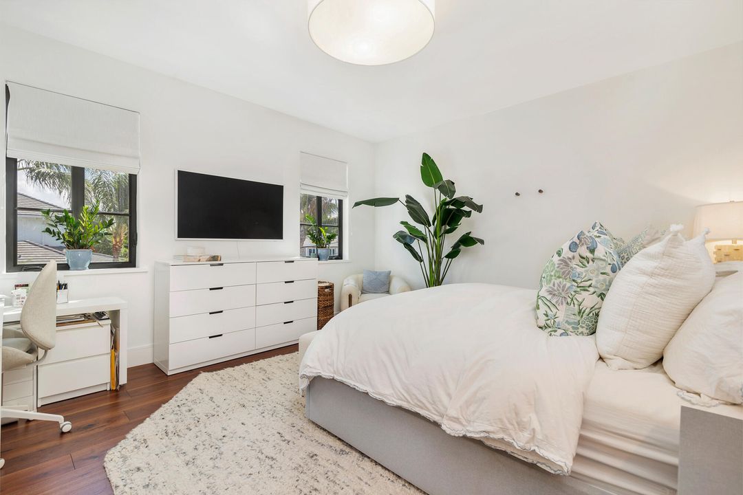 En Venta: $5,700,000 (4 camas, 3 baños, 2947 Pies cuadrados)