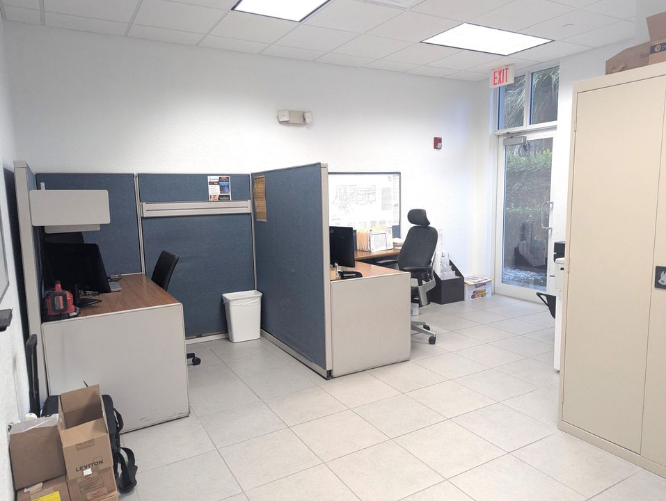 待售: $5,800 (0 贝兹, 0 浴室, 2000 平方英尺)