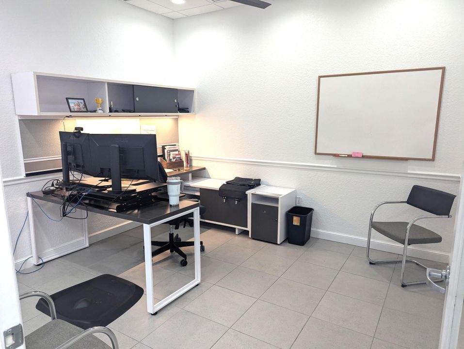 待售: $5,800 (0 贝兹, 0 浴室, 2000 平方英尺)