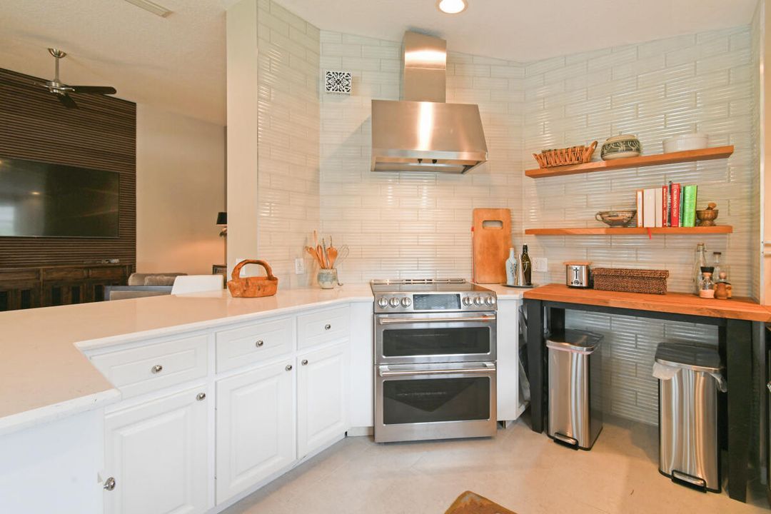 For Sale: $485,000 (2 beds, 2 baths, 1680 Square Feet)