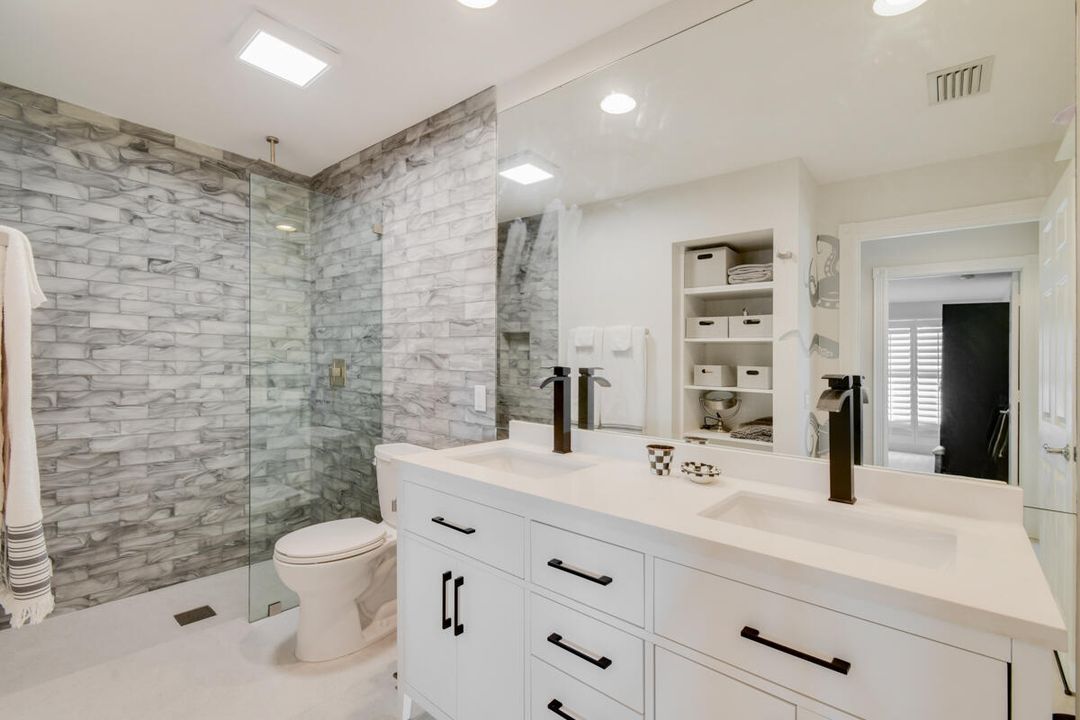 For Sale: $485,000 (2 beds, 2 baths, 1680 Square Feet)