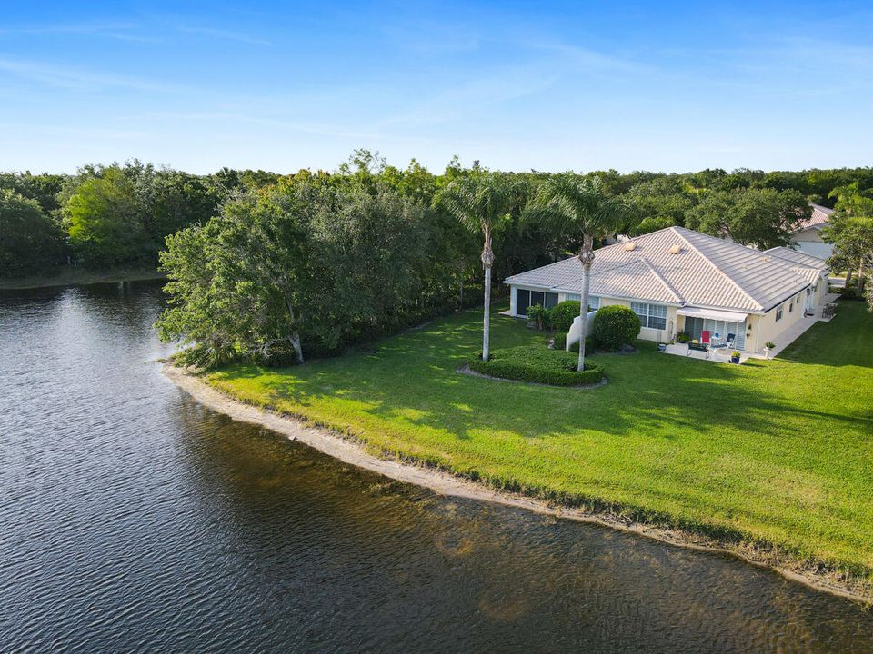 For Sale: $485,000 (2 beds, 2 baths, 1680 Square Feet)