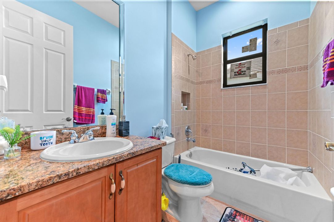 En Venta: $1,150,000 (6 camas, 4 baños, 4079 Pies cuadrados)