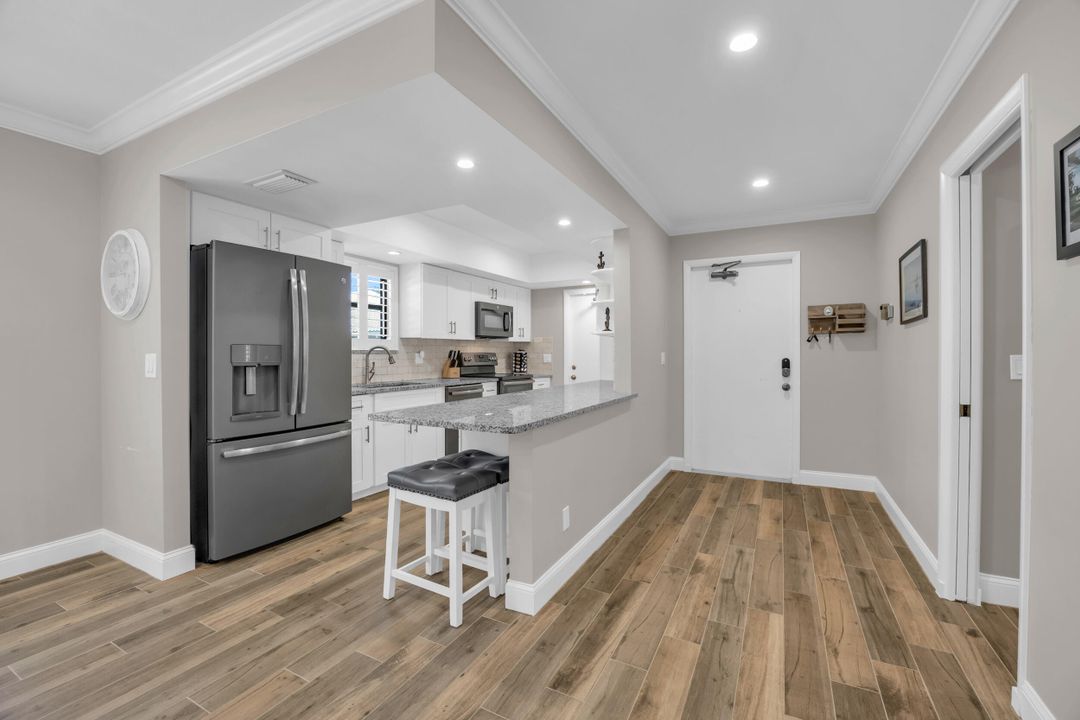 En Venta: $449,000 (2 camas, 2 baños, 1400 Pies cuadrados)