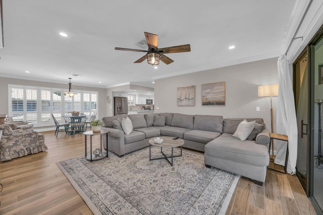 En Venta: $449,000 (2 camas, 2 baños, 1400 Pies cuadrados)