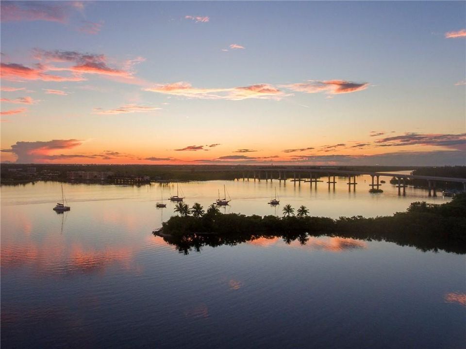 Activo con contrato: $469,990 (4 camas, 3 baños, 2768 Pies cuadrados)