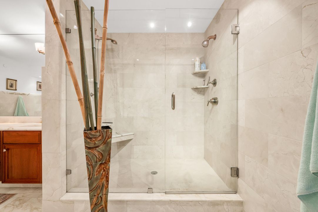 待售: $1,450,000 (2 贝兹, 2 浴室, 2100 平方英尺)