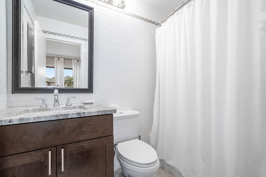 合同活跃: $1,700 (1 贝兹, 1 浴室, 720 平方英尺)