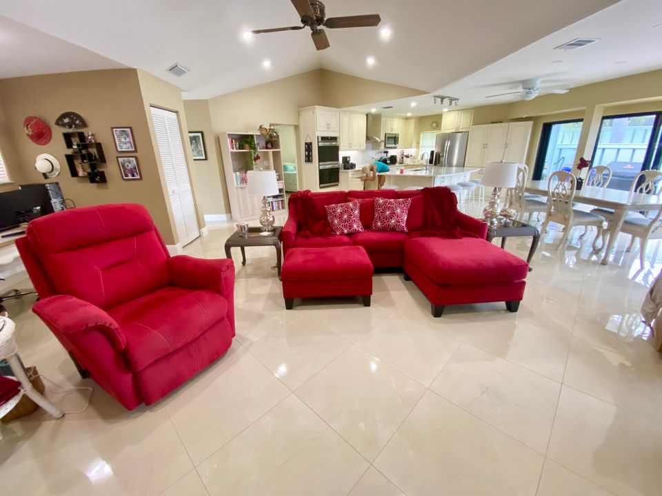 For Rent: $8,500 (2 beds, 2 baths, 1540 Square Feet)