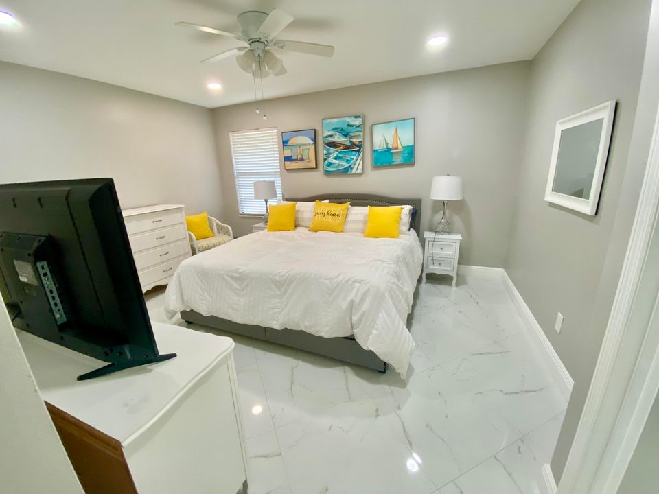 For Rent: $8,500 (2 beds, 2 baths, 1540 Square Feet)