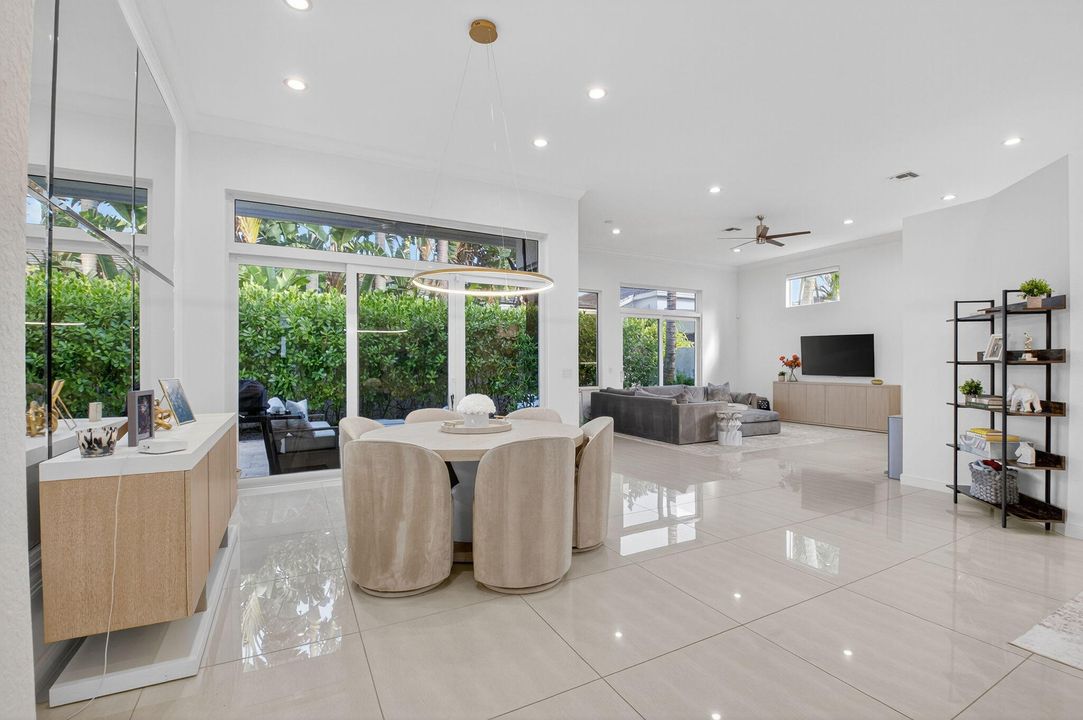 For Sale: $1,375,000 (3 beds, 3 baths, 2540 Square Feet)