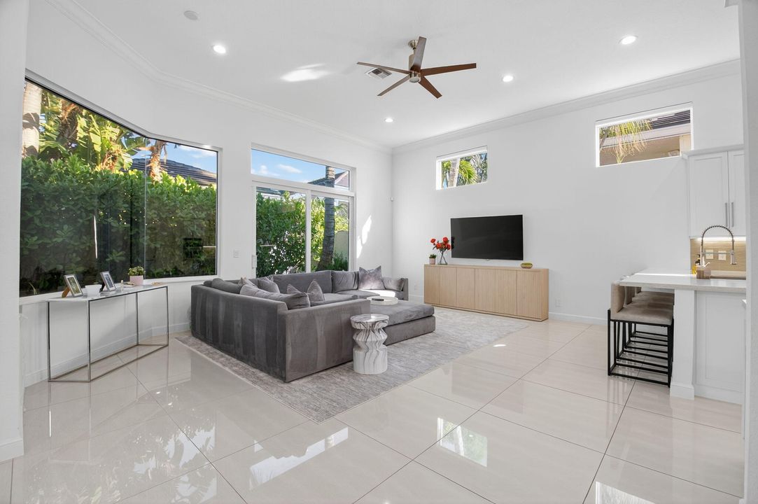 For Sale: $1,375,000 (3 beds, 3 baths, 2540 Square Feet)