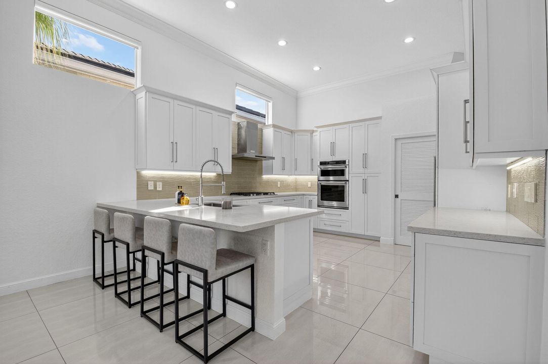 For Sale: $1,375,000 (3 beds, 3 baths, 2540 Square Feet)