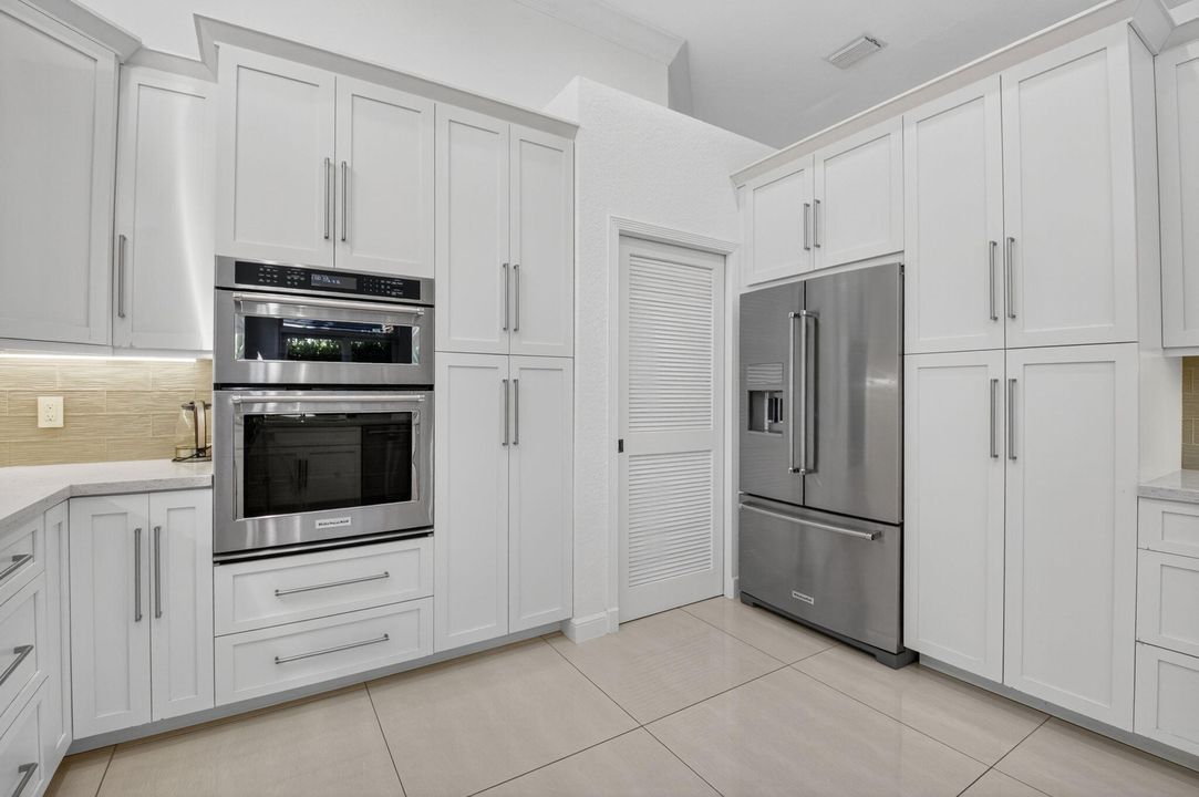 For Sale: $1,375,000 (3 beds, 3 baths, 2540 Square Feet)