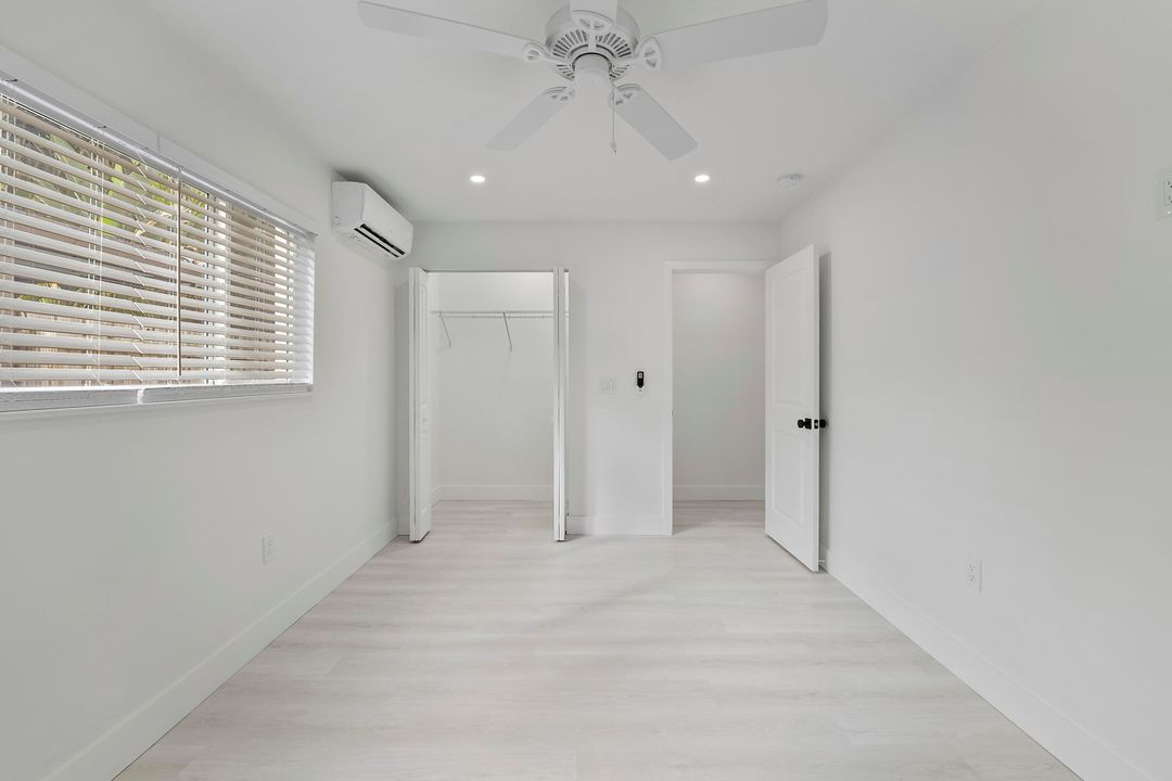 Active With Contract: $3,250 (3 beds, 2 baths, 1250 Square Feet)