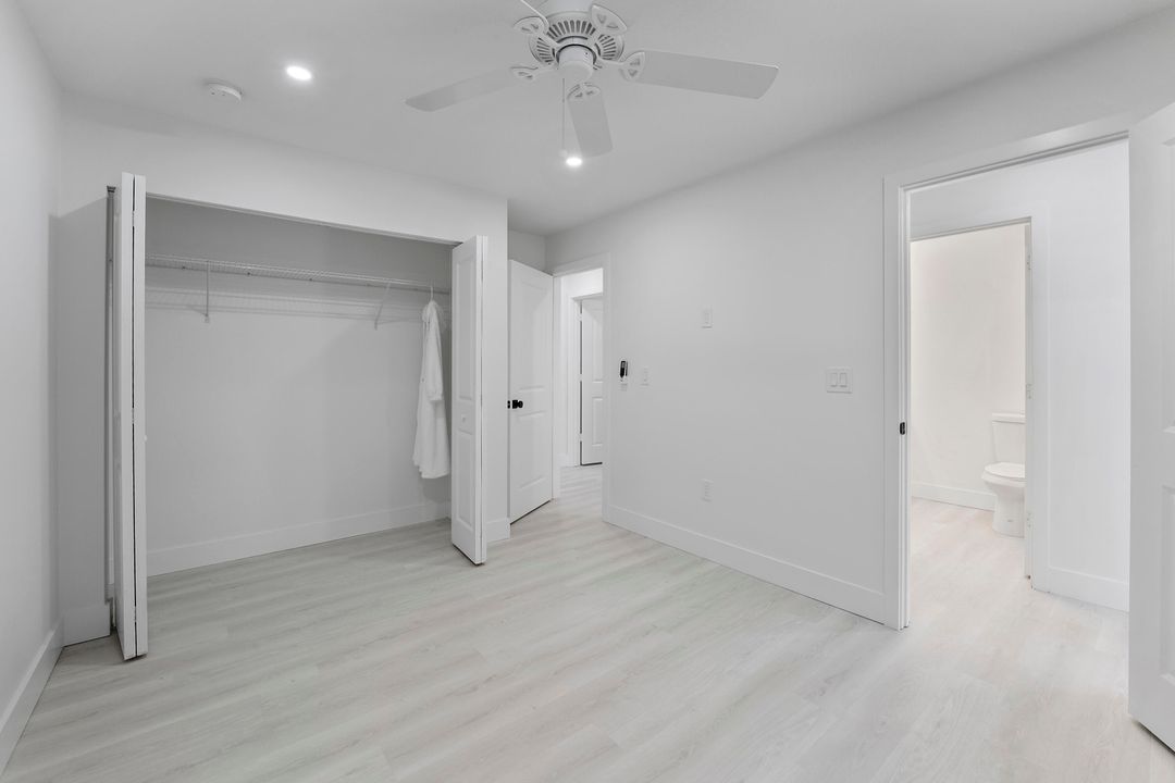 Active With Contract: $3,250 (3 beds, 2 baths, 1250 Square Feet)