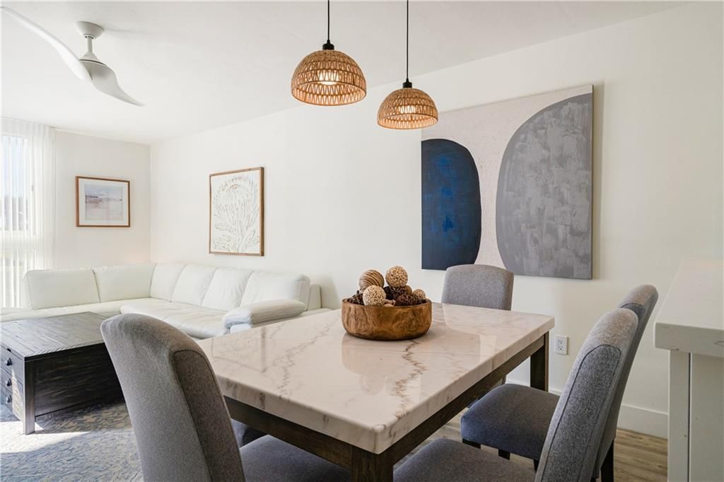 На продажу: $365,000 (2 спален, 2 ванн, 1174 Квадратных фут)