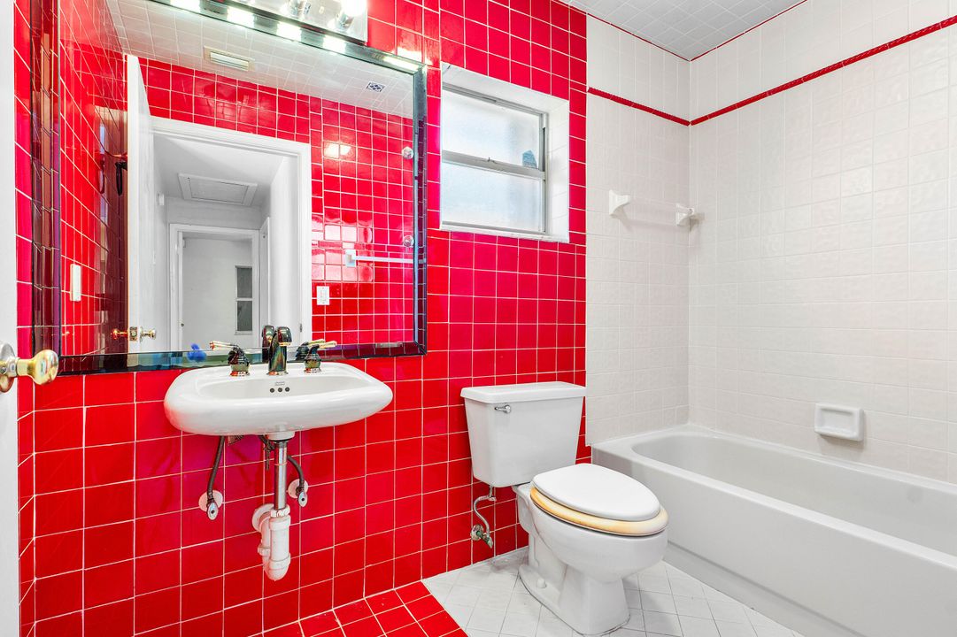 Active With Contract: $525,000 (3 beds, 2 baths, 1422 Square Feet)