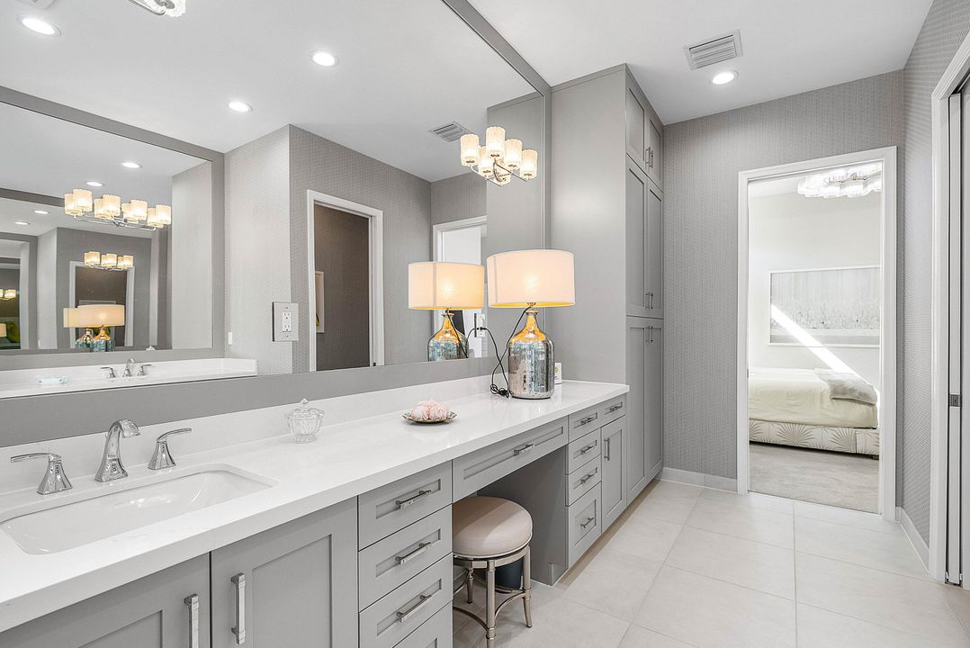 Active With Contract: $1,400,000 (2 beds, 2 baths, 2331 Square Feet)