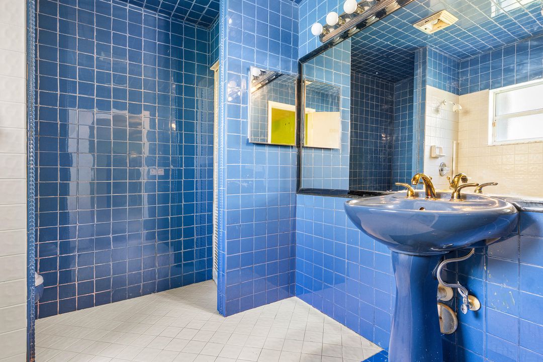 Active With Contract: $525,000 (3 beds, 2 baths, 1422 Square Feet)