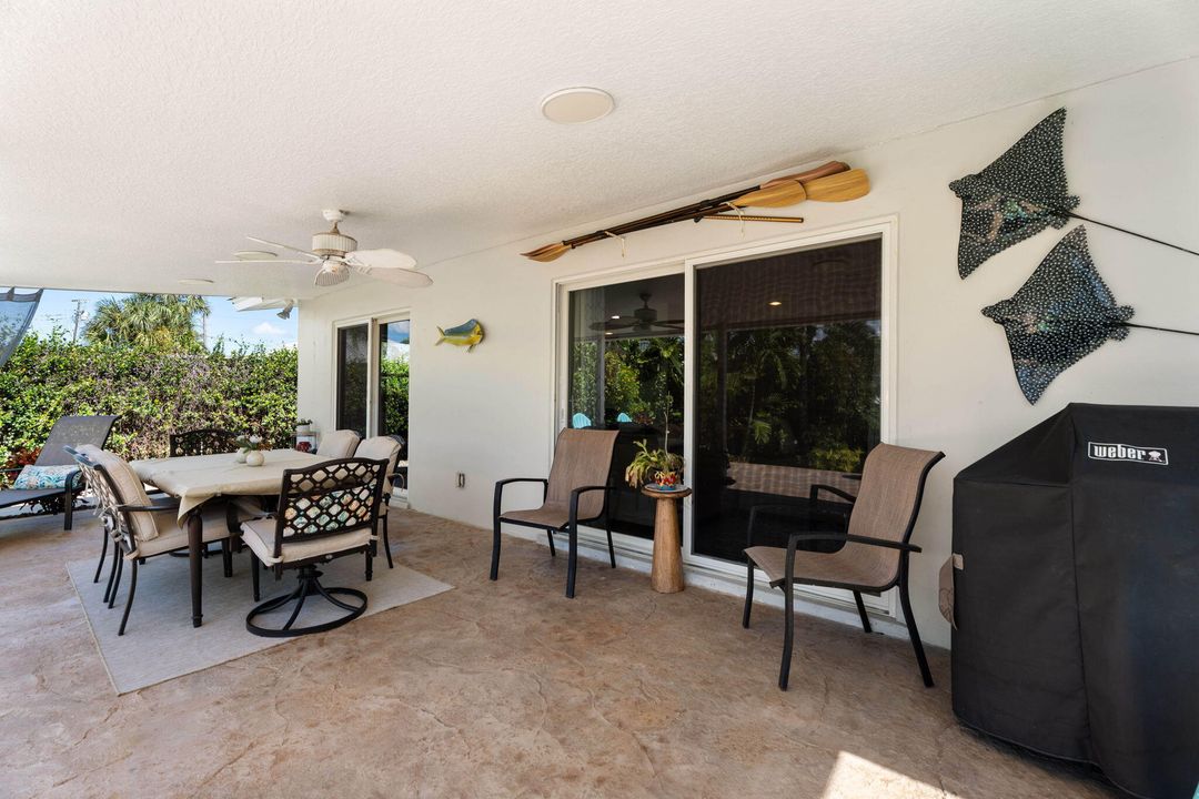 Под контрактом: $849,000 (3 спален, 2 ванн, 1396 Квадратных фут)