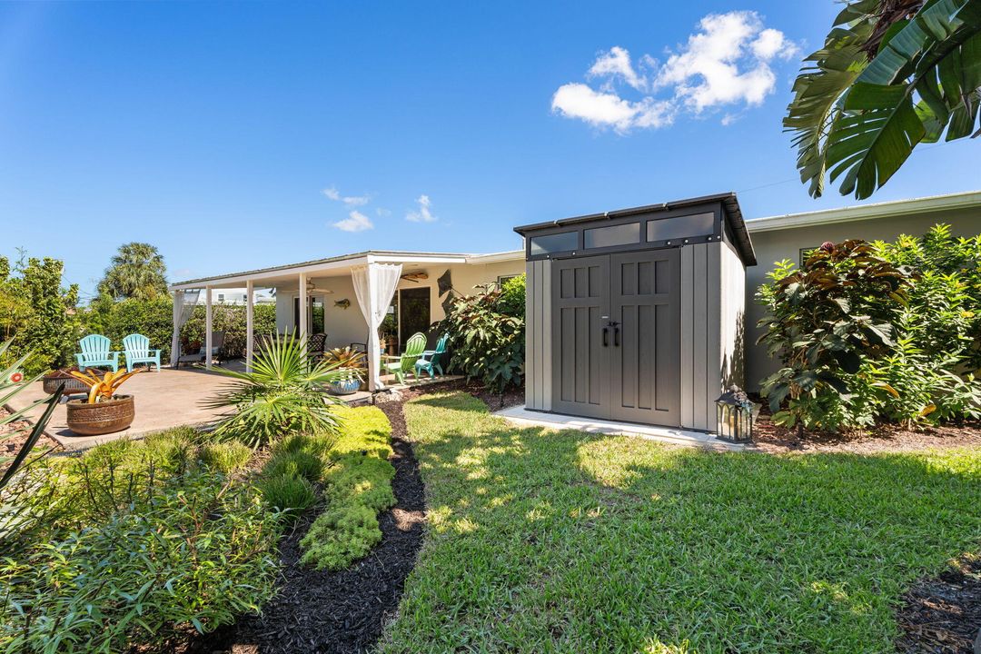 Под контрактом: $849,000 (3 спален, 2 ванн, 1396 Квадратных фут)