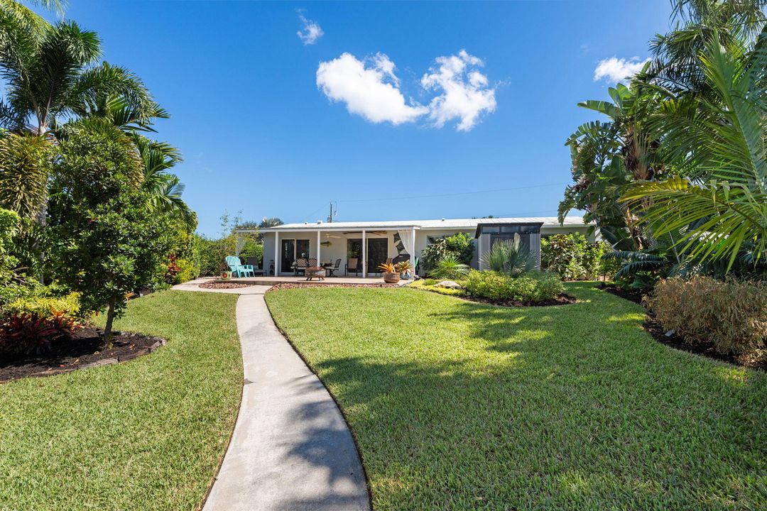 Под контрактом: $849,000 (3 спален, 2 ванн, 1396 Квадратных фут)