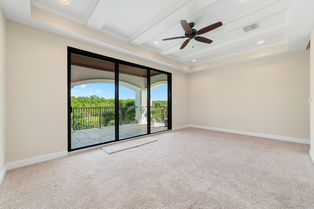 Под контрактом: $1,475,000 (5 спален, 5 ванн, 4783 Квадратных фут)