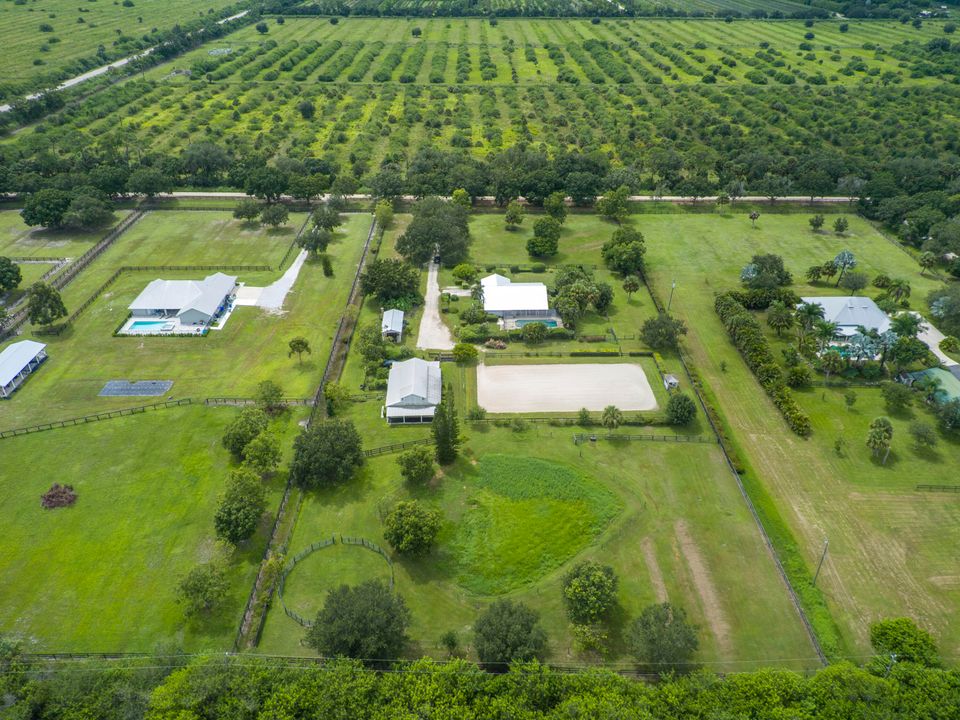 For Sale: $1,000,000 (4 beds, 4 baths, 2518 Square Feet)