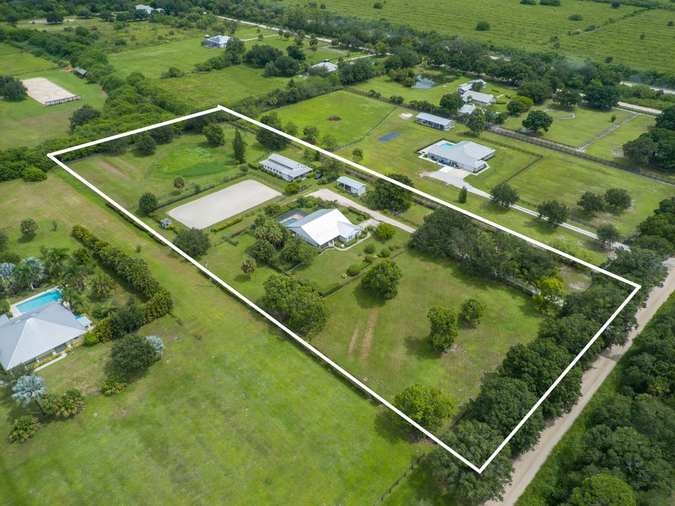 For Sale: $1,000,000 (4 beds, 4 baths, 2518 Square Feet)