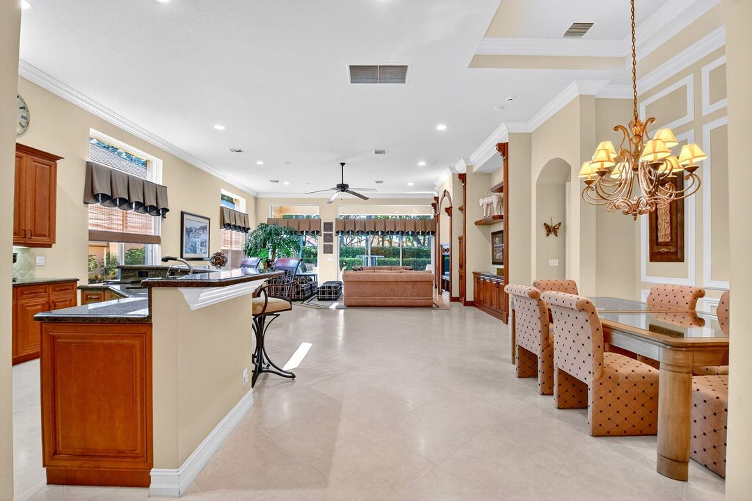 Active With Contract: $674,100 (3 beds, 3 baths, 2923 Square Feet)