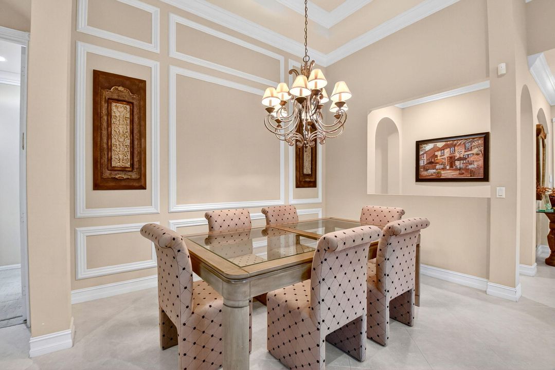 Active With Contract: $674,100 (3 beds, 3 baths, 2923 Square Feet)