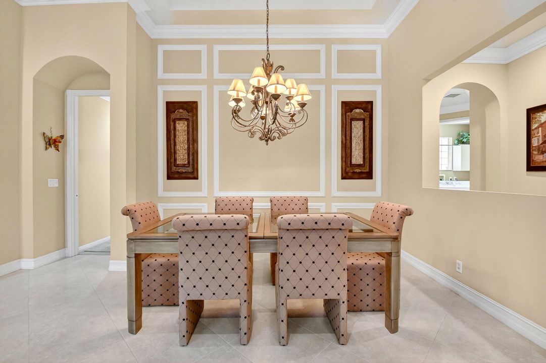 Active With Contract: $674,100 (3 beds, 3 baths, 2923 Square Feet)