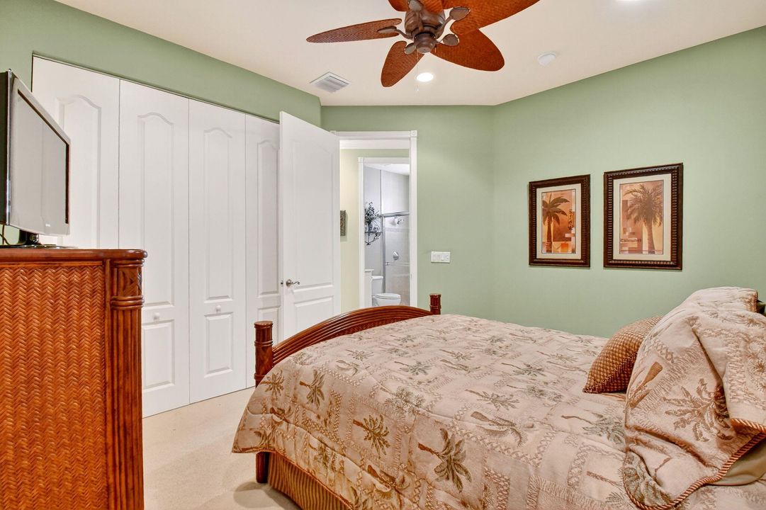 Active With Contract: $674,100 (3 beds, 3 baths, 2923 Square Feet)