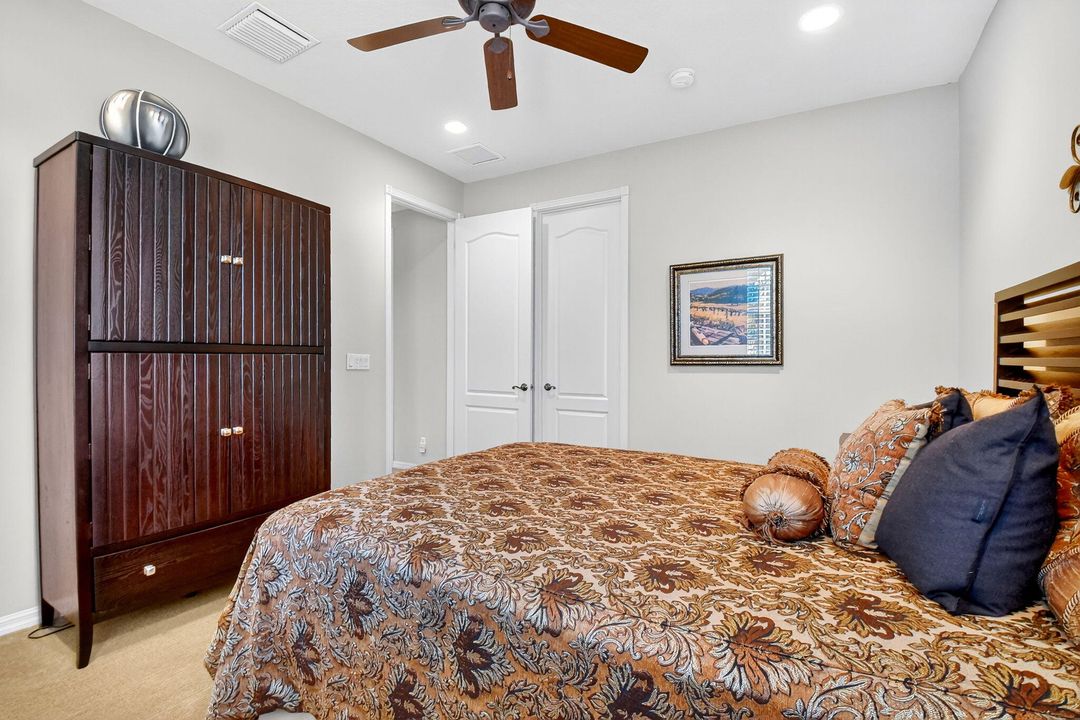 Active With Contract: $674,100 (3 beds, 3 baths, 2923 Square Feet)